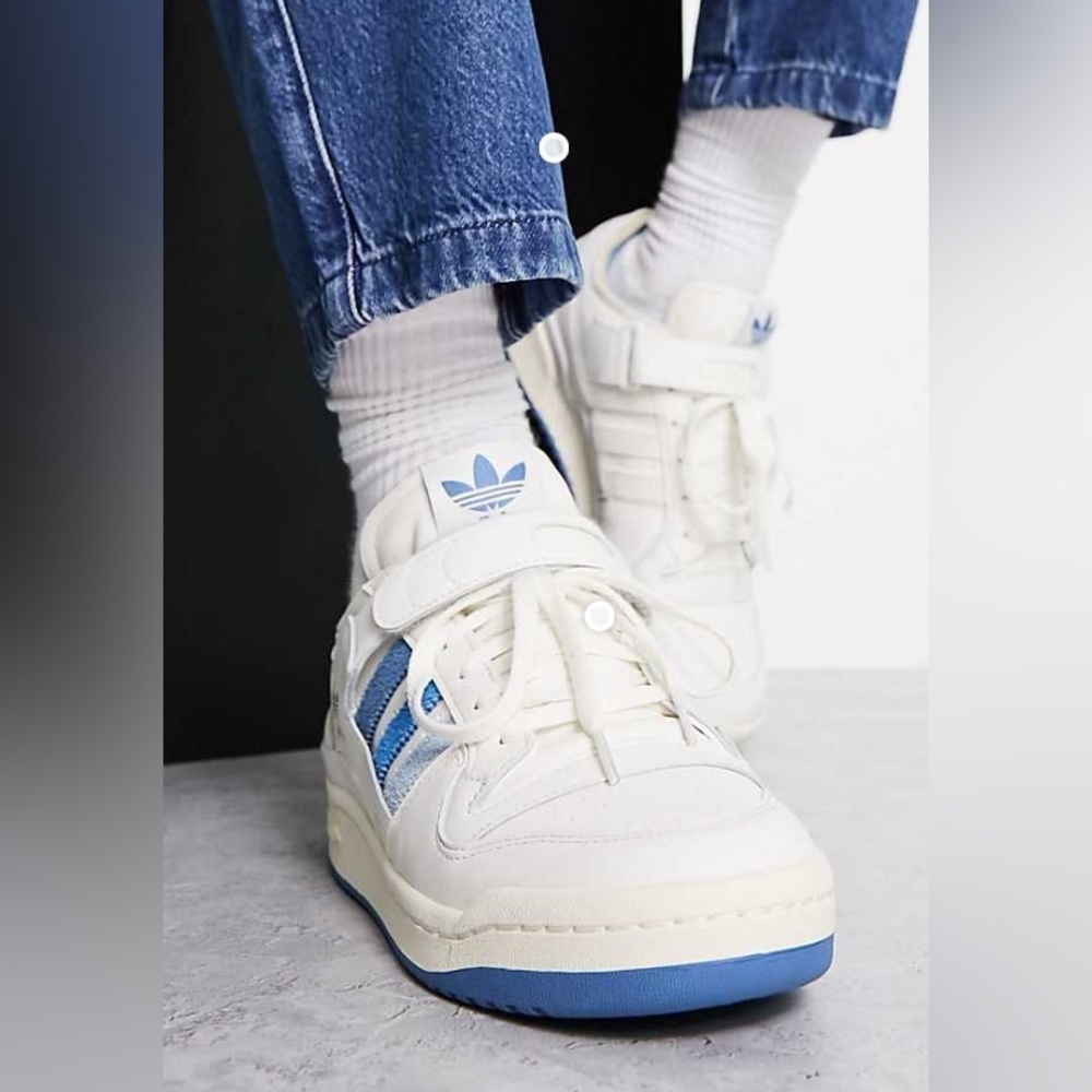 Adidas - NEW - FORUM 84 LOW SHOES. Originals. Size 6. (Box dented) - Picture 4 of 16